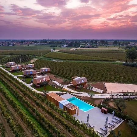Glamping Alvearium Alturis